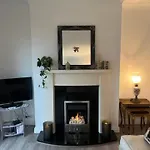 דירה Cosy 2 Double Bed *