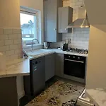 דירה Cosy 2 Double Bed סוורדס