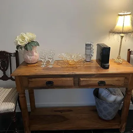 Cosy 2 Double Bed Apartment